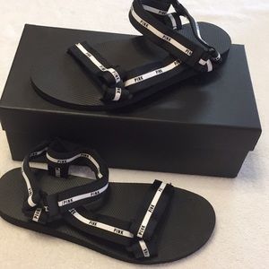 Pink victoria secret $16